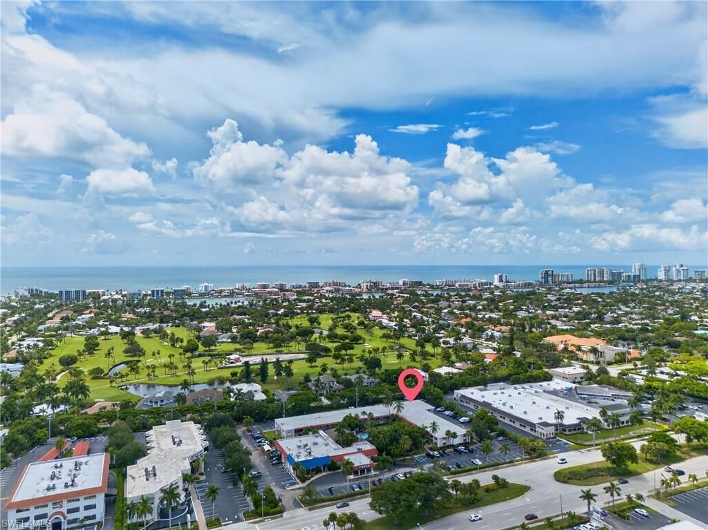 2555 9th St N, Unit 204, Naples, FL 34103 Photo