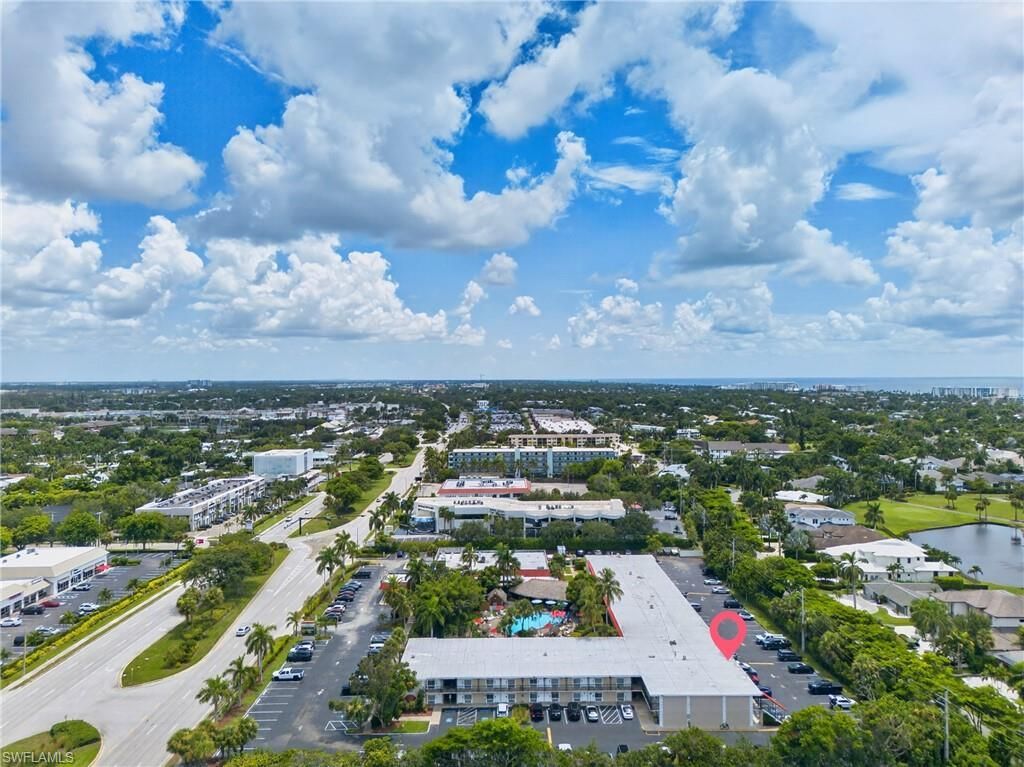 2555 9th St N, Unit 204, Naples, FL 34103 Photo