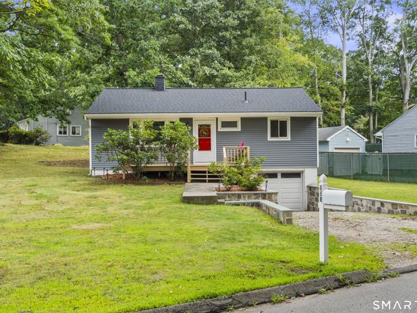 668 Bradley, East Haven, CT 06512