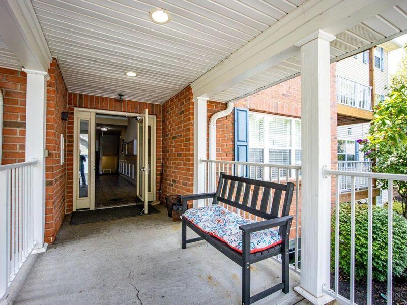 4510 Clearwater Place, Unit 12, Cincinnati, OH 45248 Photo 4