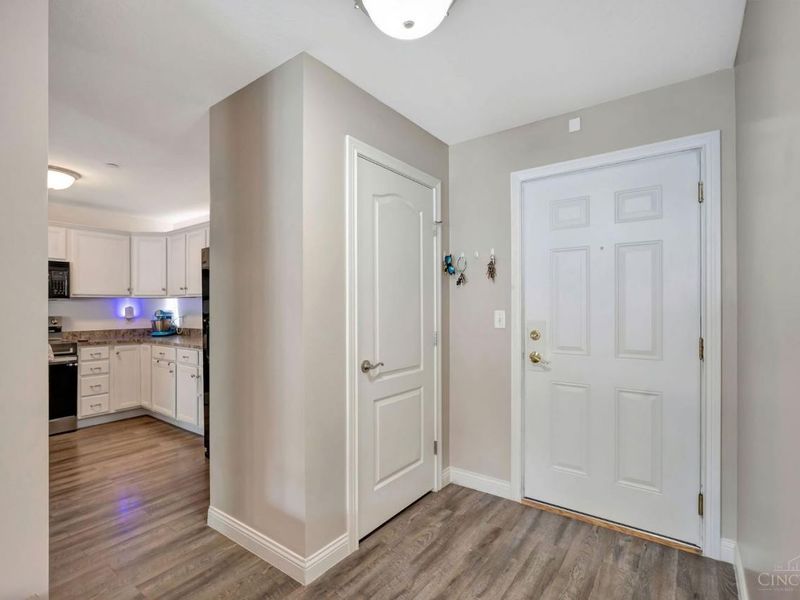 4510 Clearwater Place, Unit 12, Cincinnati, OH 45248 Photo 6