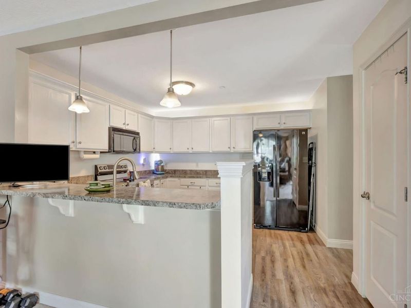 4510 Clearwater Place, Unit 12, Cincinnati, OH 45248 Photo 9