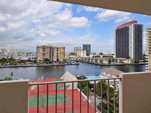 1865 S Ocean Dr, Unit 9I, Hallandale Beach, FL 33009