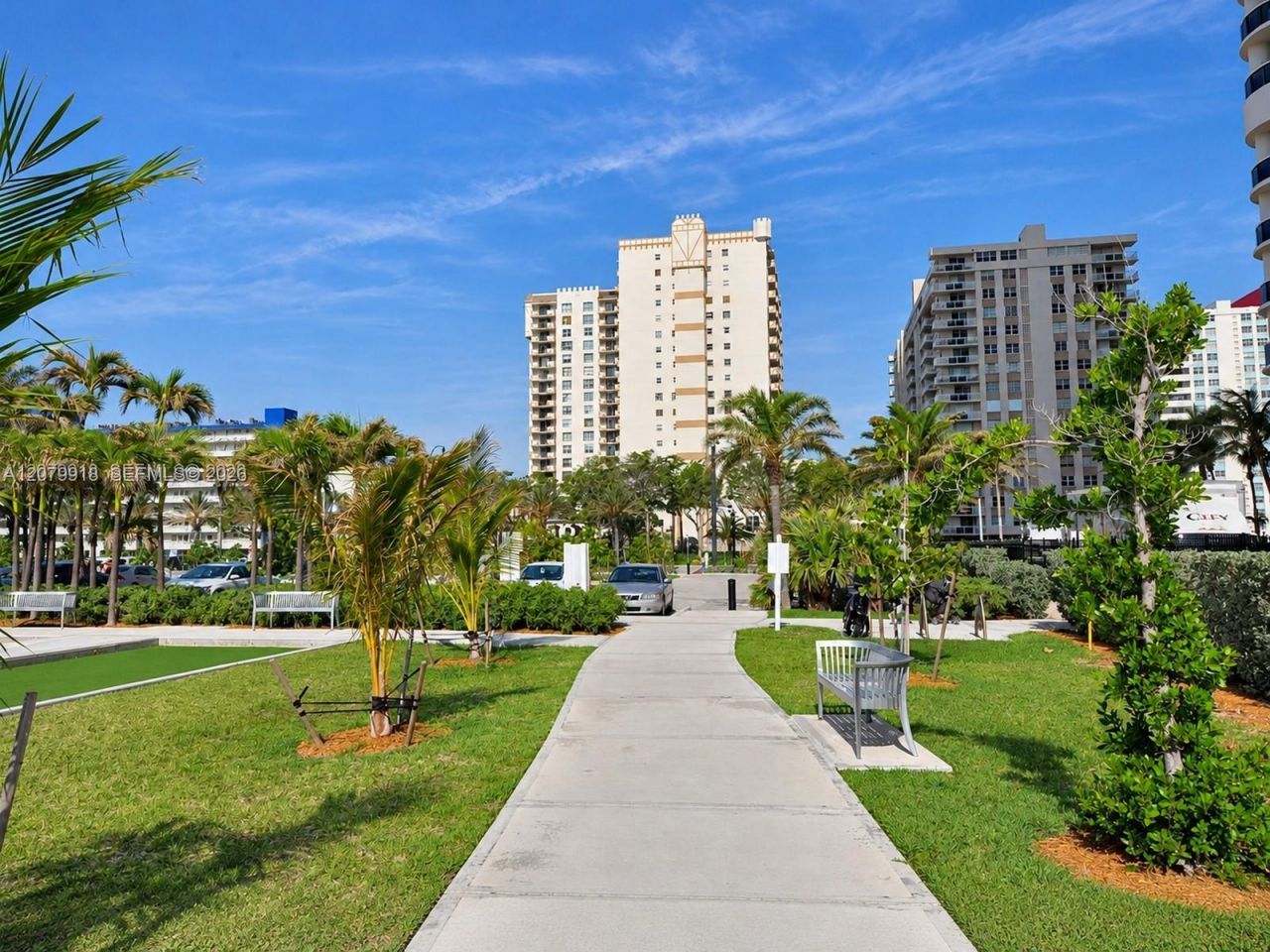 1865 S Ocean Dr, Unit 9I, Hallandale Beach, FL 33009 Photo