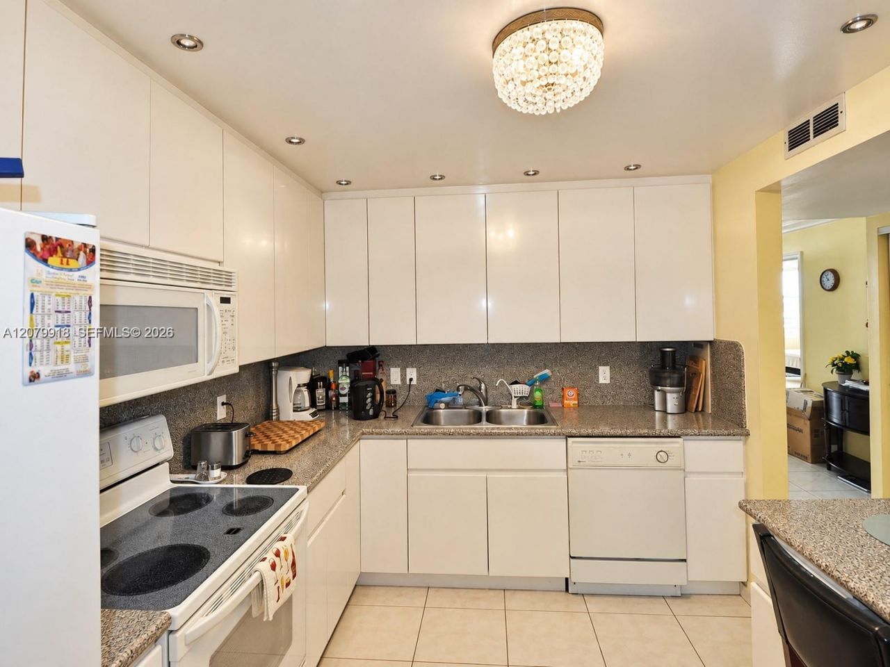 1865 S Ocean Dr, Unit 9I, Hallandale Beach, FL 33009 Photo