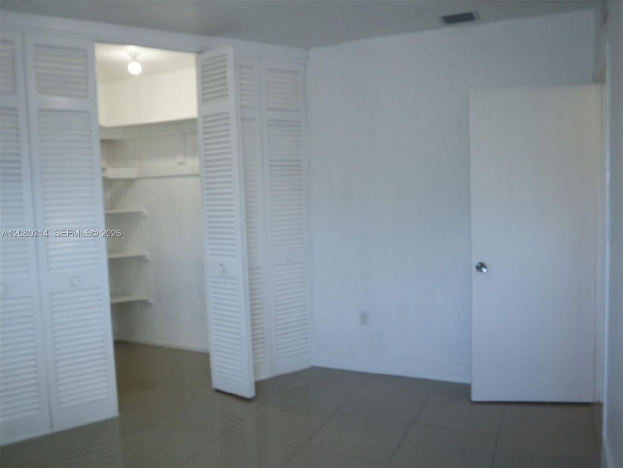 18790 NE 18th Ave, Unit 231, Miami, FL 33179 Photo