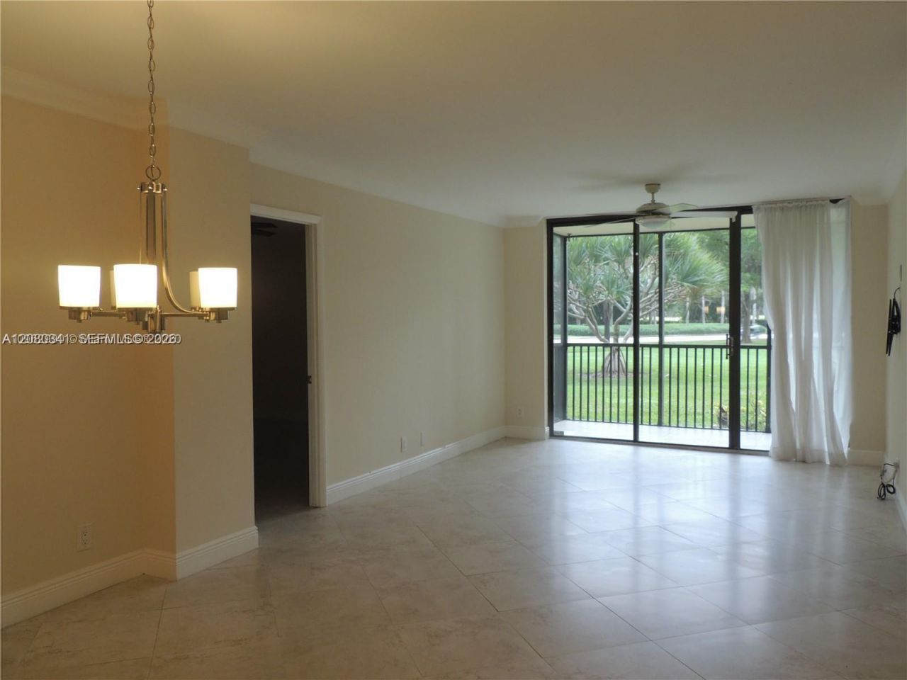3101 N Country Club Dr , Unit 107, Aventura, FL 33180 Photo