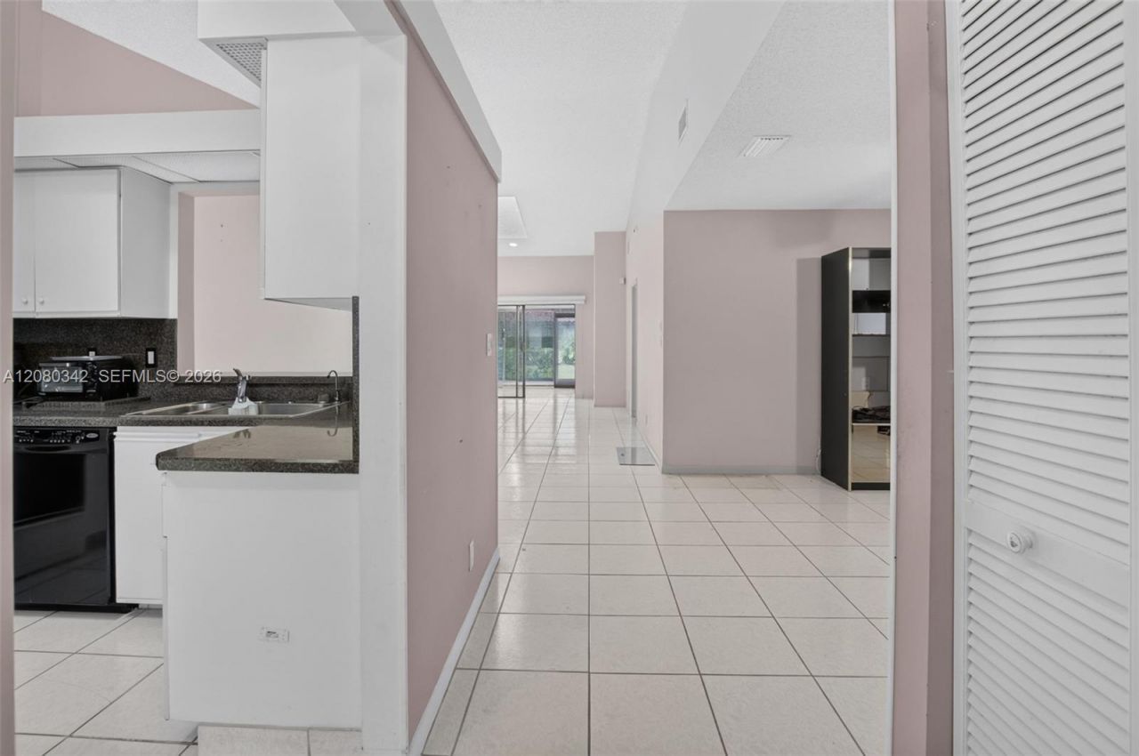 6063 Kings Gate Cir, Delray Beach, FL 33484 Photo
