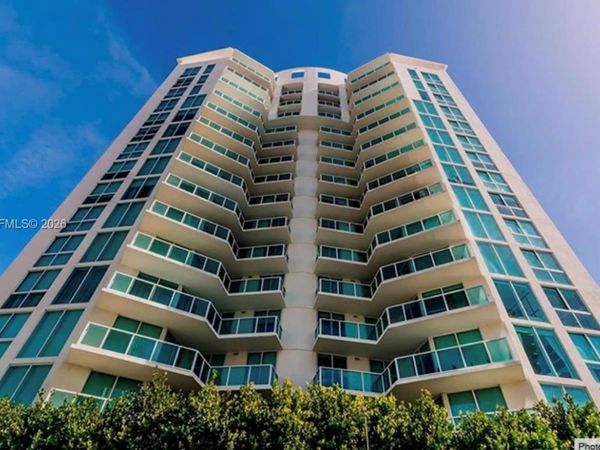 250 Sunny Isles Blvd , Unit 3-803, Sunny Isles Beach, FL 33160