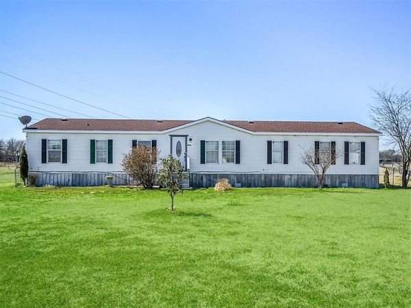 9558 Diamond Avenue, Kaufman, TX 75142
