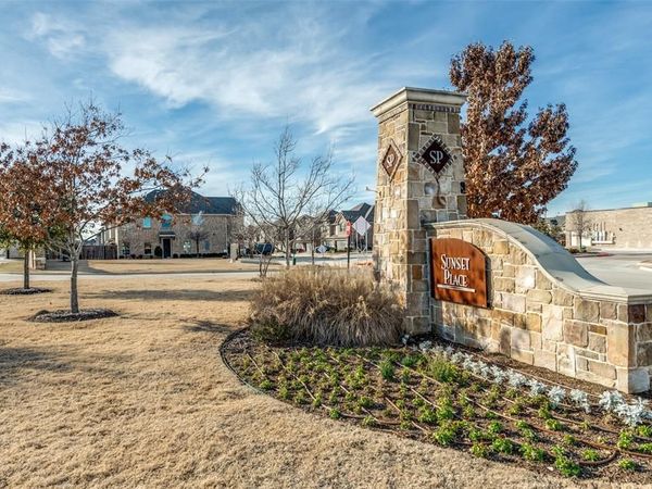 2741 Splendor Drive, Little Elm, TX 75068