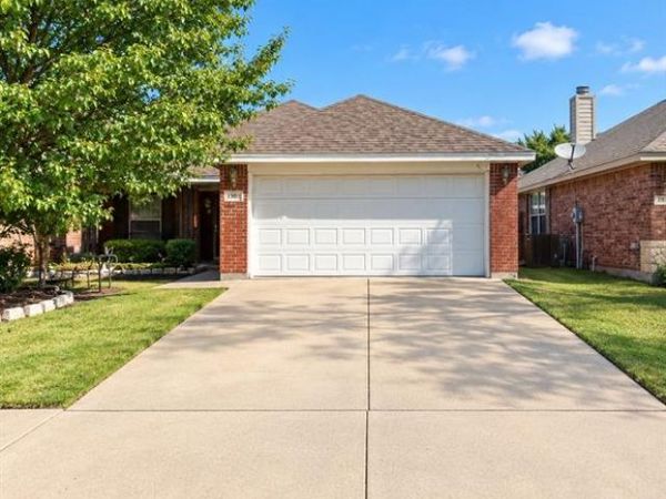 3129 Evangeline Road, Fort Worth, TX 76140