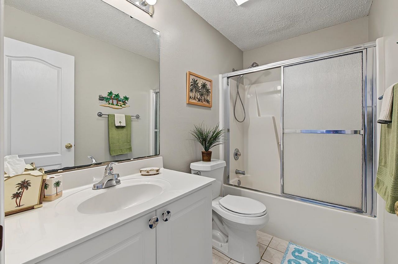 9915 Largo Ct.  Photo 10