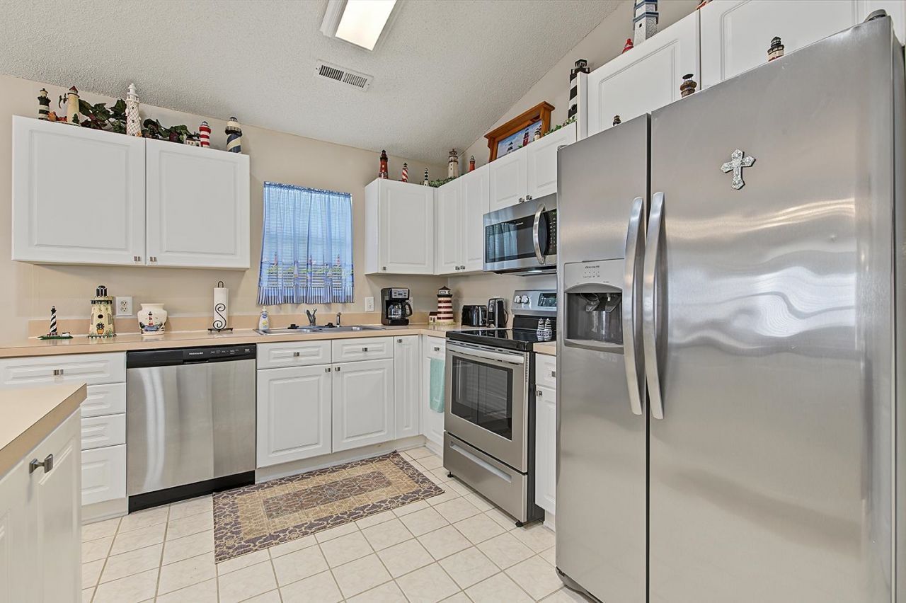 9915 Largo Ct.  Photo 23
