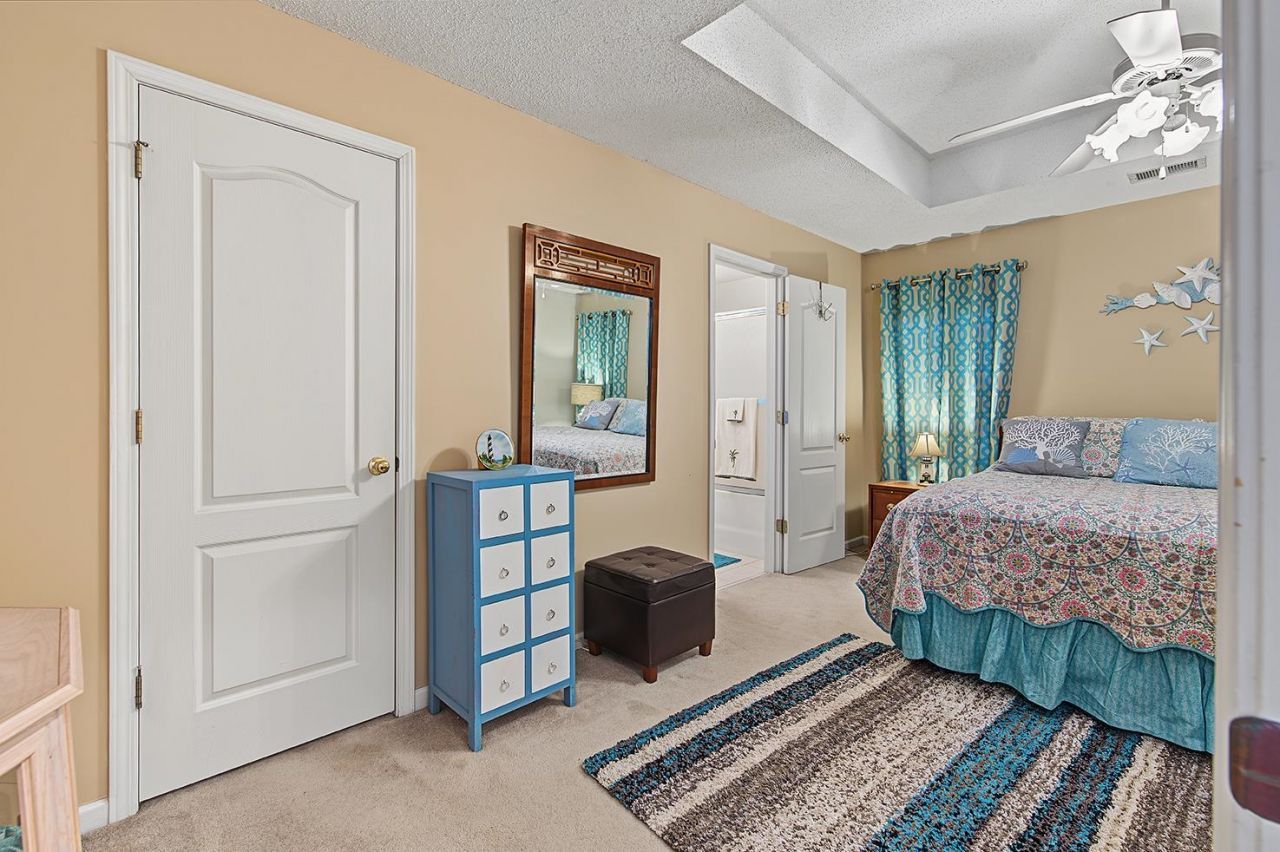 9915 Largo Ct.  Photo 32