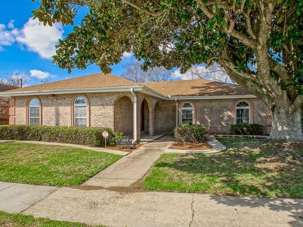 2004 RICHLAND Avenue, Metairie, LA 70001