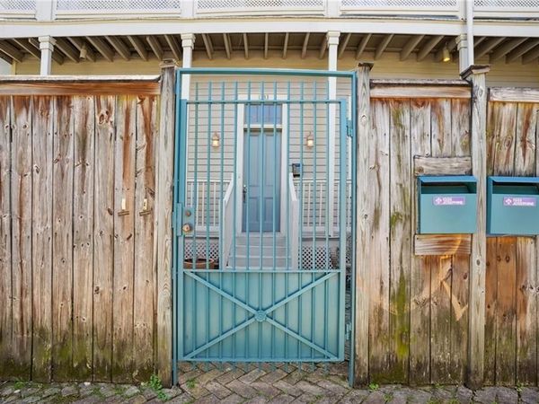 1333 JOSEPHINE Street , New Orleans, LA 70130