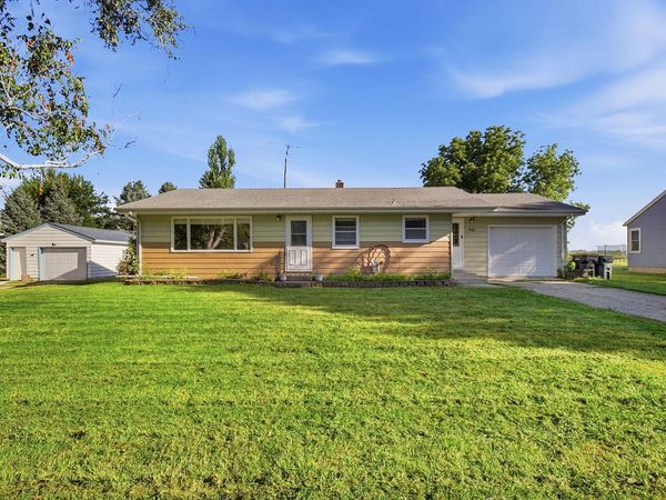 261 Dupont Avenue NE, Hector, MN 55342