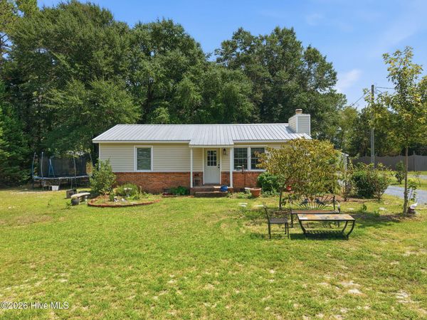 304 Archie Road , West End, NC 27376
