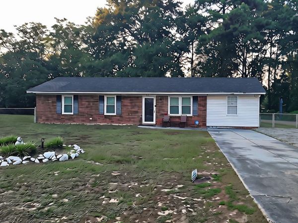 203 Brentwood Circle , Dudley, NC 28333