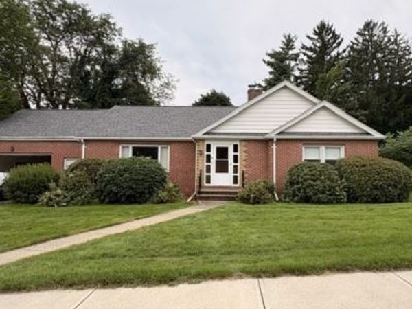 34 Vadnais St, Holyoke, MA 01040
