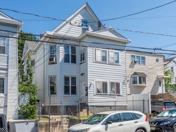 985 E 23rd St, Paterson, NJ 07513