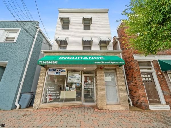 36 W Somerset St, Raritan, NJ 08869
