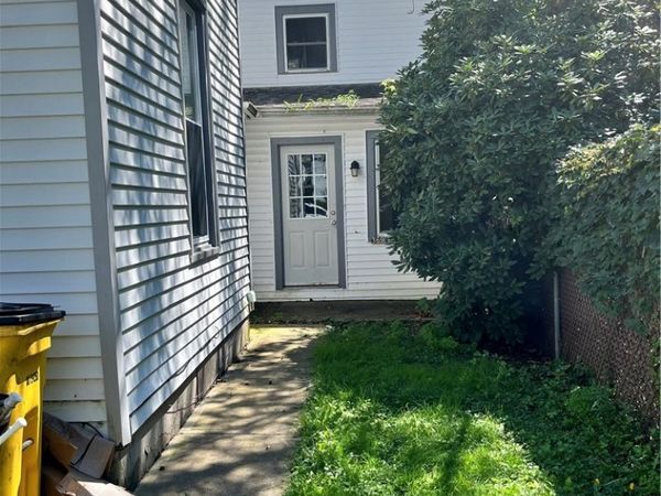 369 W 4th Street , Elmira, NY 14901