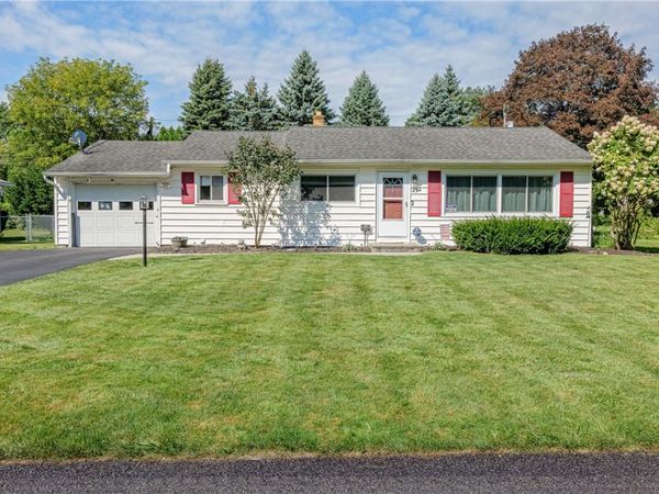 25 Dorington Road, Rochester, NY 14609