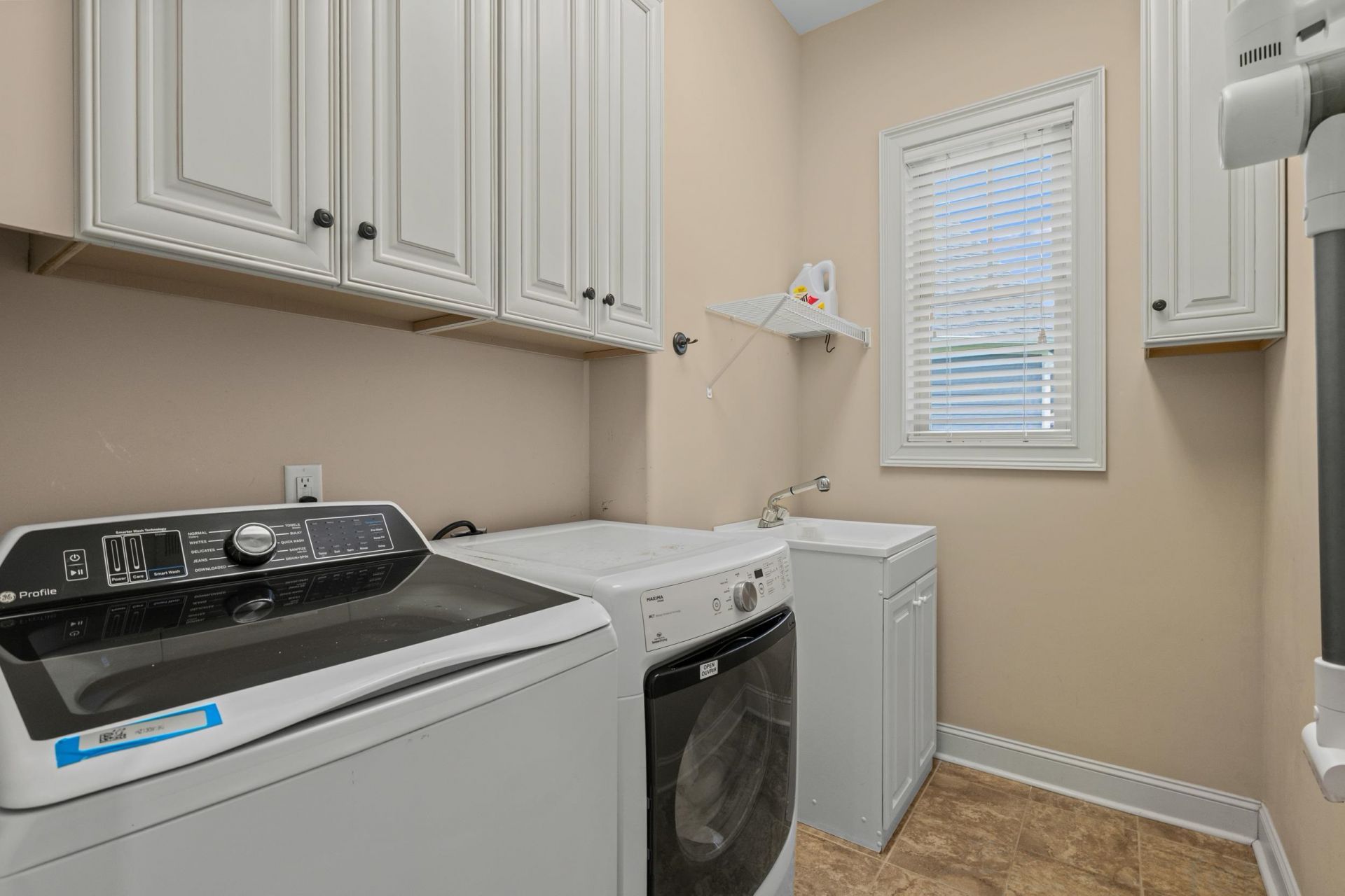 1764 Singing Rose Dr.  Photo 41