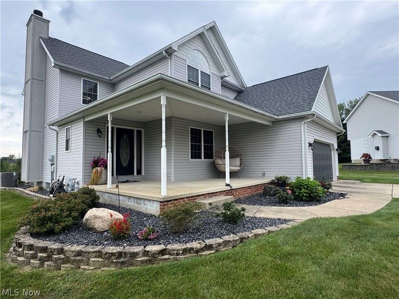 4201 W Candy Apple Court, New Middletown, OH 44442 Photo 2