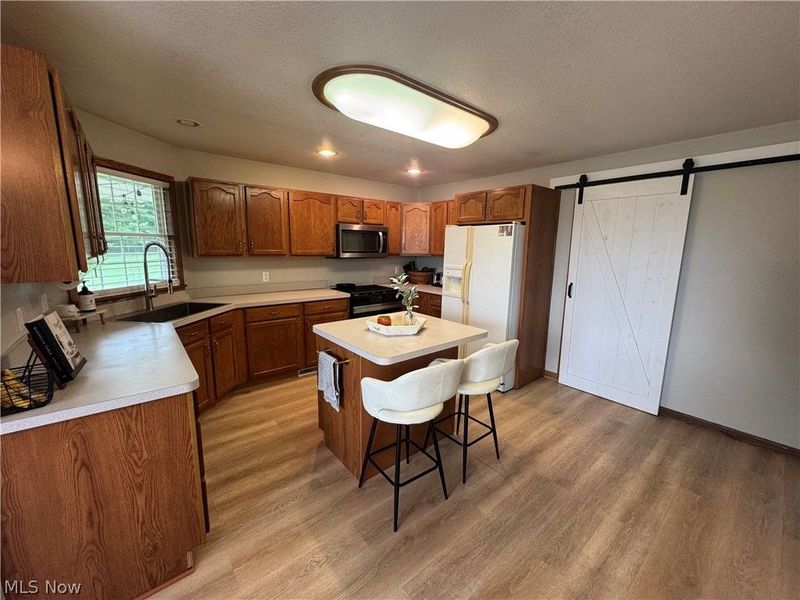 4201 W Candy Apple Court, New Middletown, OH 44442 Photo 5