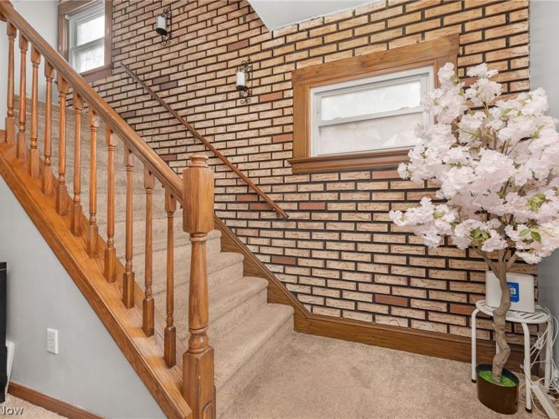 1111 Spring Road, Cleveland, OH 44109 Photo 17