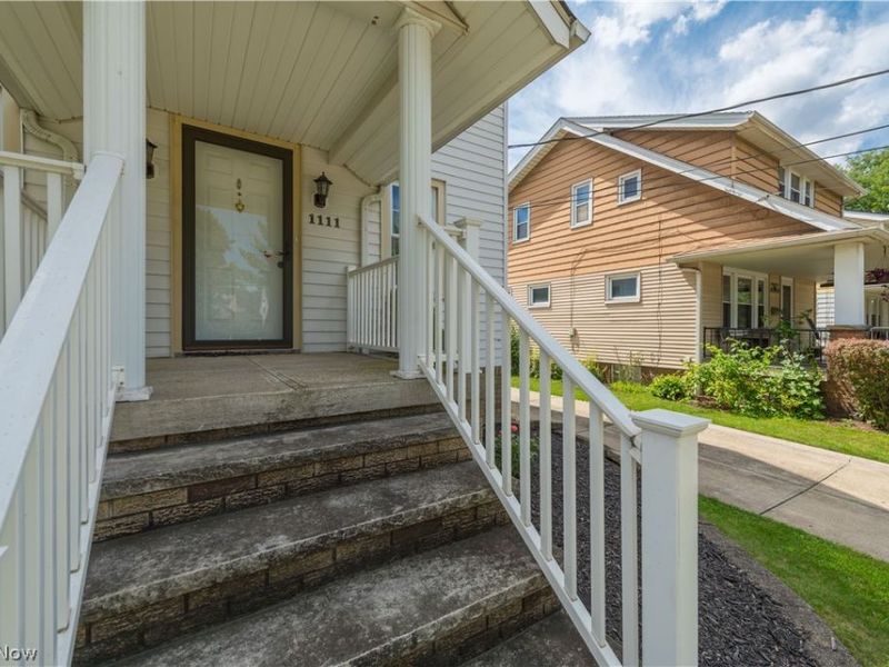 1111 Spring Road, Cleveland, OH 44109 Photo 3