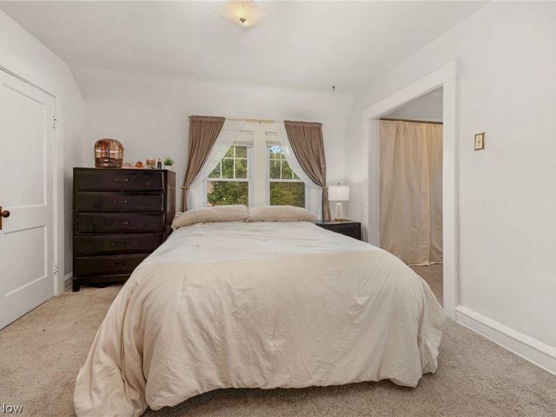 1111 Spring Road, Cleveland, OH 44109 Photo 34