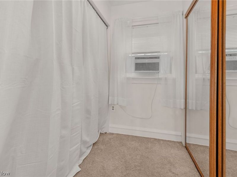 1111 Spring Road, Cleveland, OH 44109 Photo 37