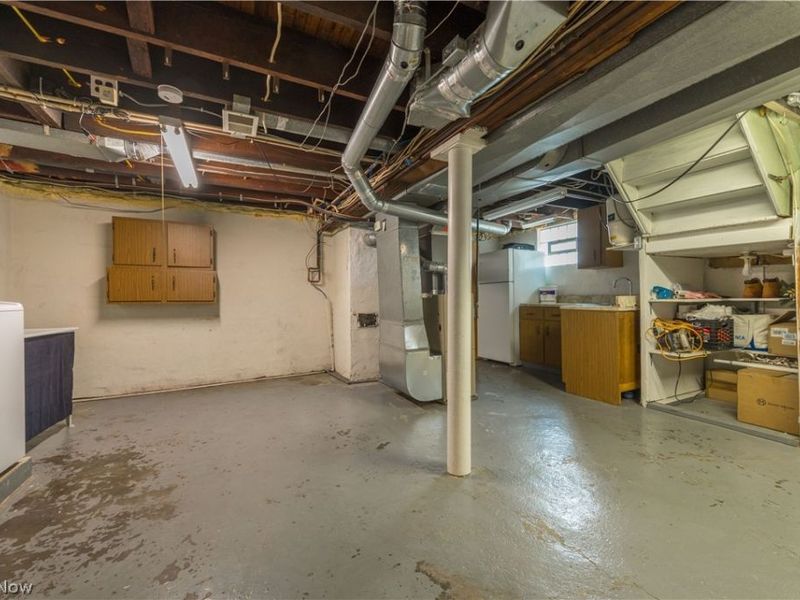1111 Spring Road, Cleveland, OH 44109 Photo 42