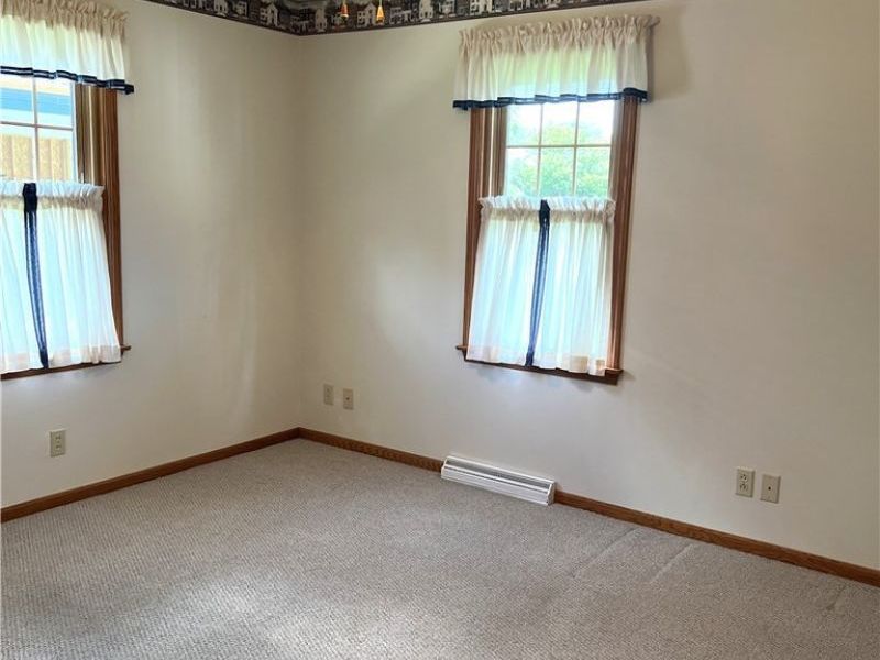 506 W Main Street, East Palestine, OH 44413 Photo 18
