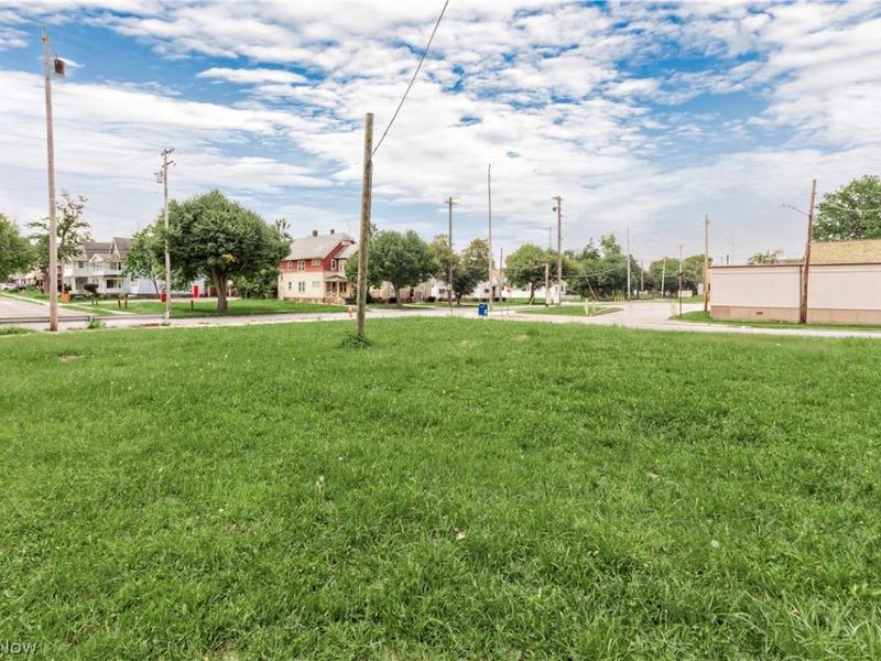 14505 Woodworth Road, Cleveland, OH 44112 Photo 1