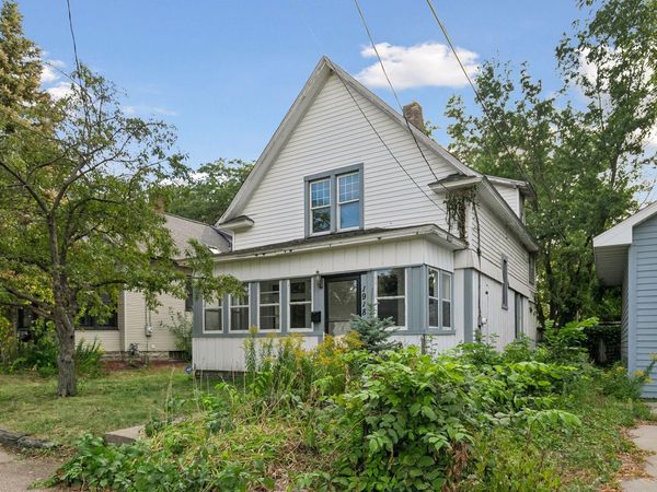 1918 Quincy Street NE, Minneapolis, MN 55418