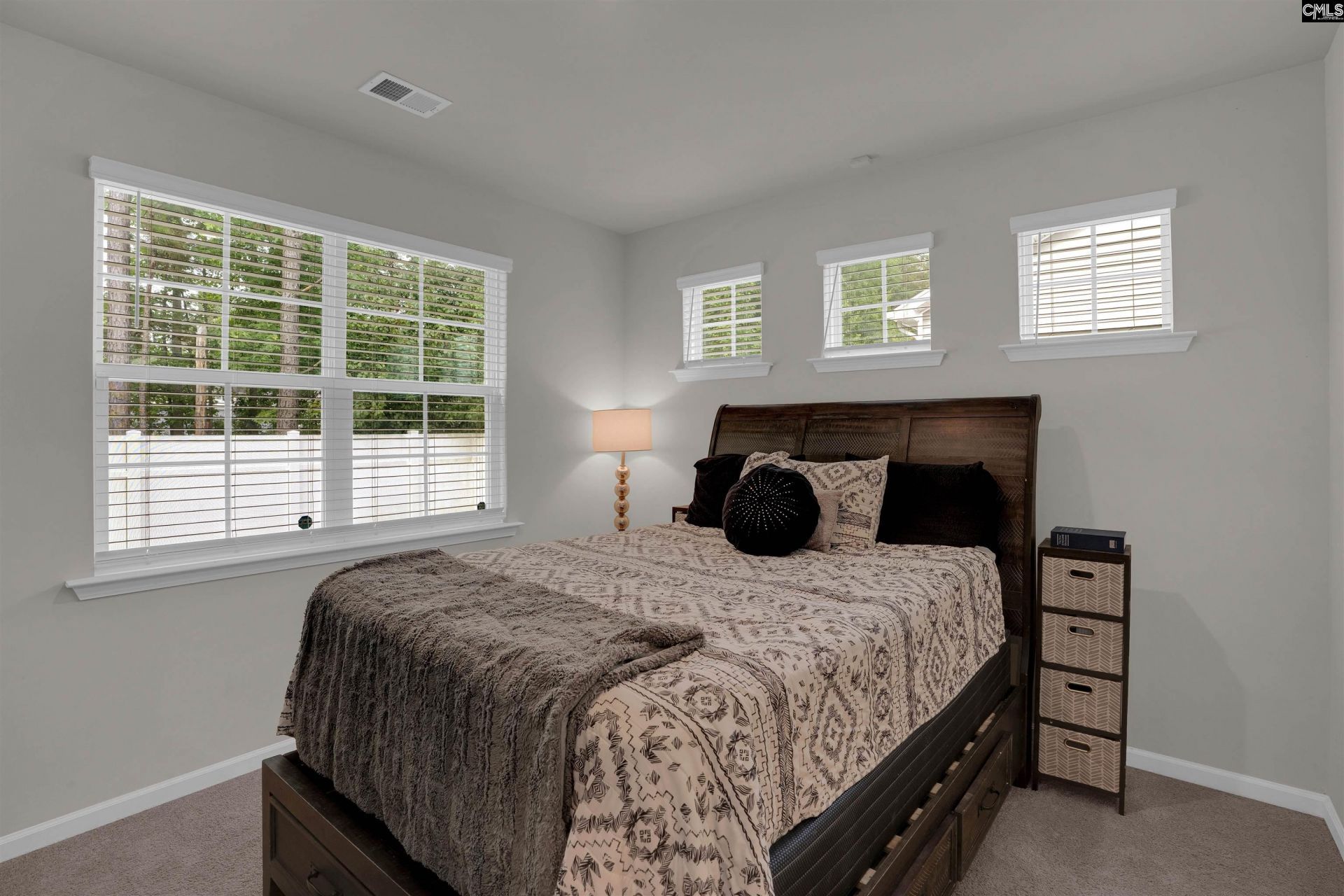 27 Beechnut Street  Photo 15