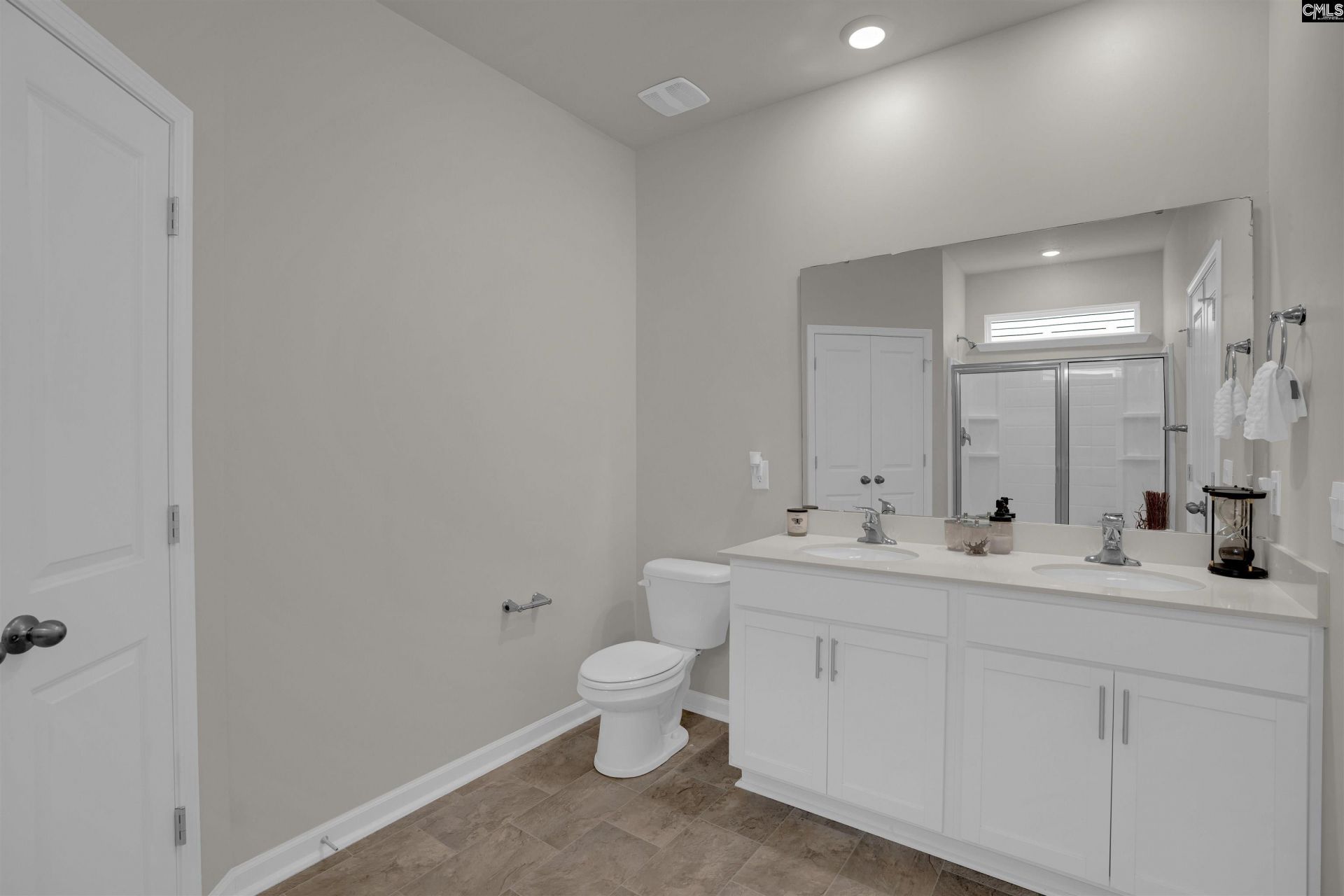 27 Beechnut Street  Photo 17