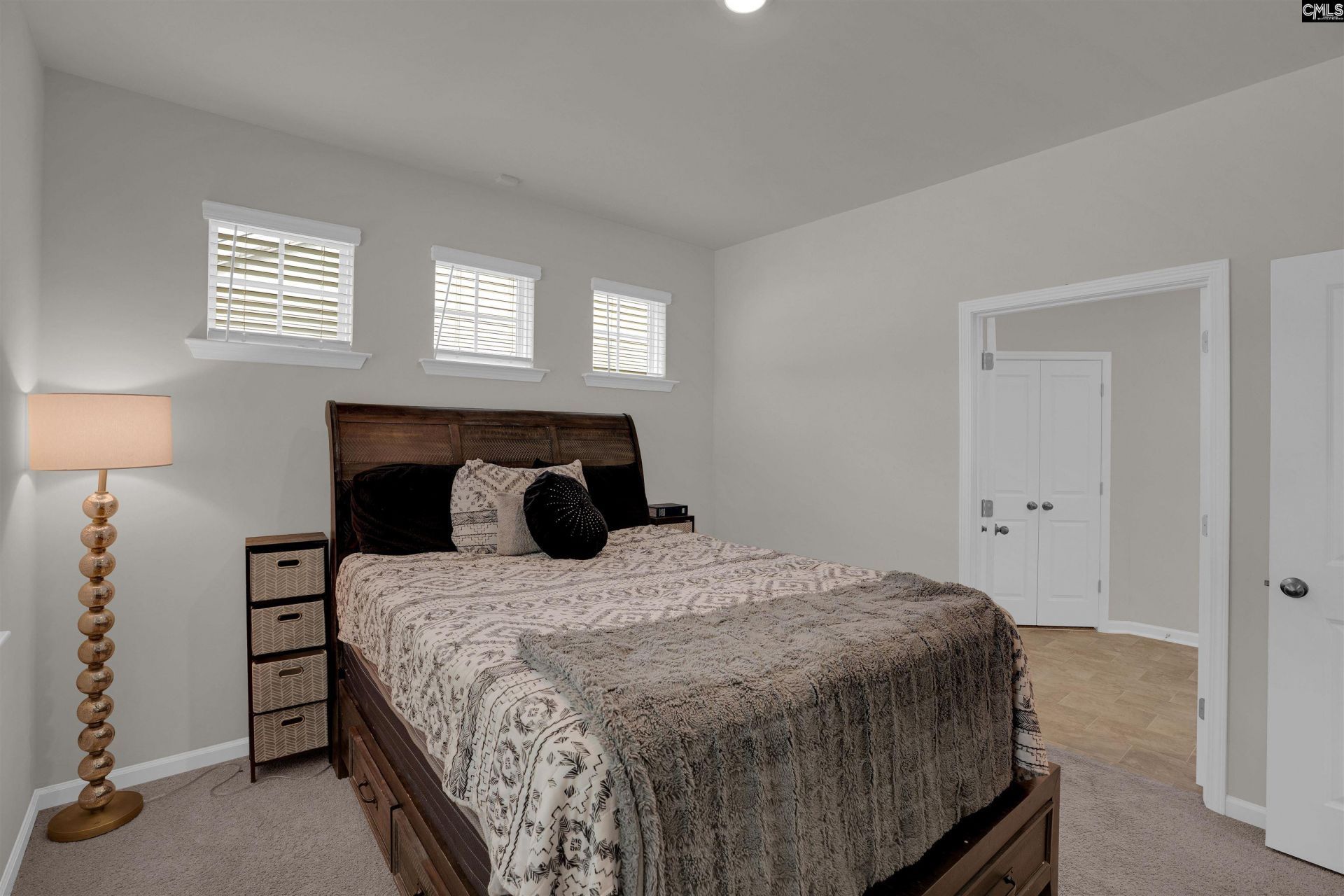 27 Beechnut Street  Photo 18