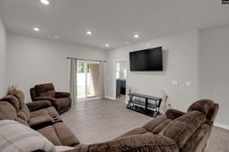 27 Beechnut Street  photo 4
