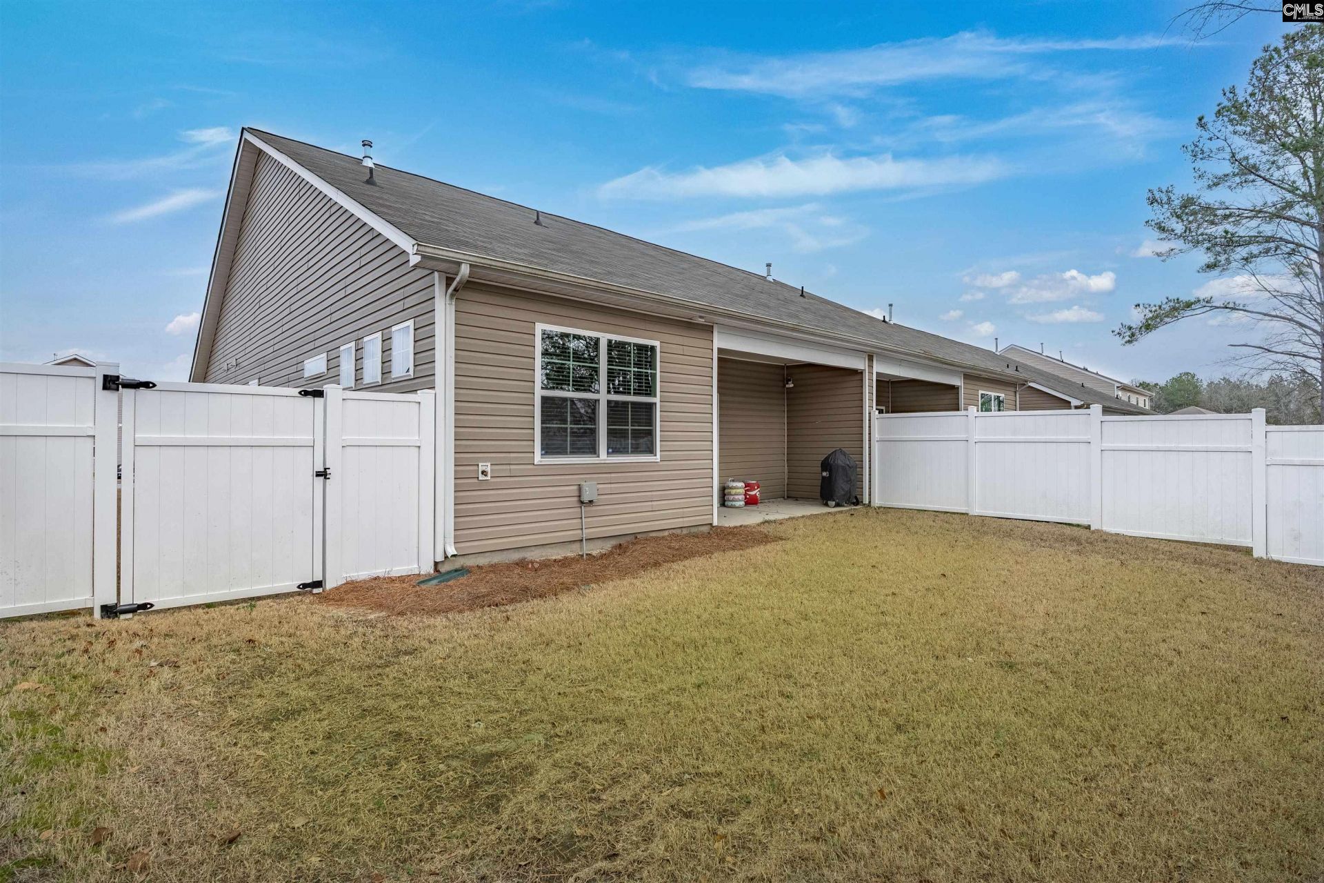 27 Beechnut Street  Photo 6