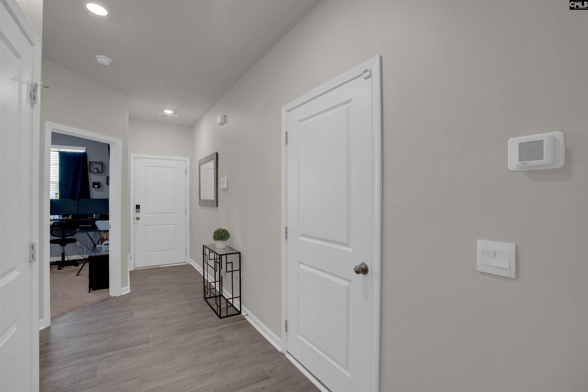 27 Beechnut Street  Photo 8