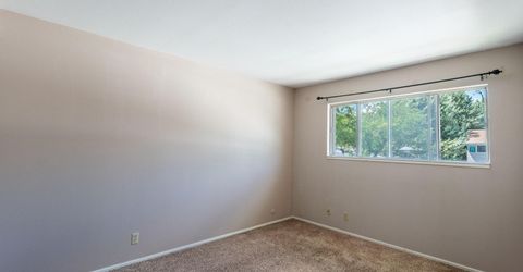 70 Smithridge Park, Reno, NV 89502 Photo