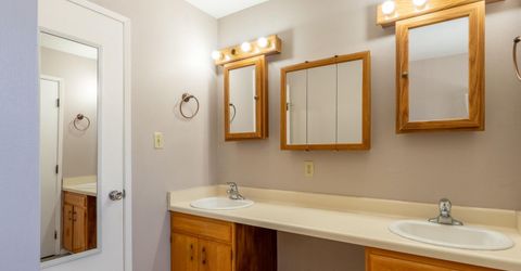 70 Smithridge Park, Reno, NV 89502 Photo
