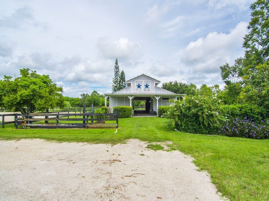 8340 65th Street, Vero Beach, FL 32967 Photo