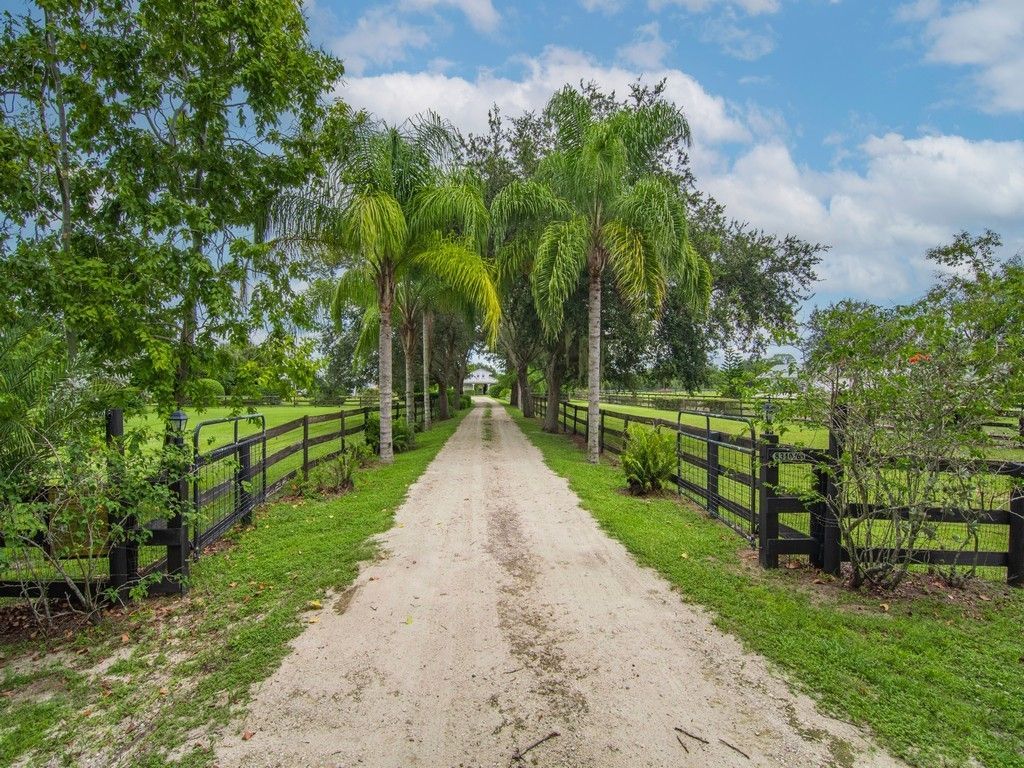 8340 65th Street, Vero Beach, FL 32967 Photo